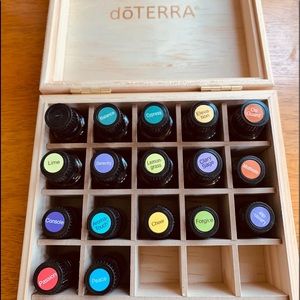 Big doTERRA Essential Oil bundle w/ case
